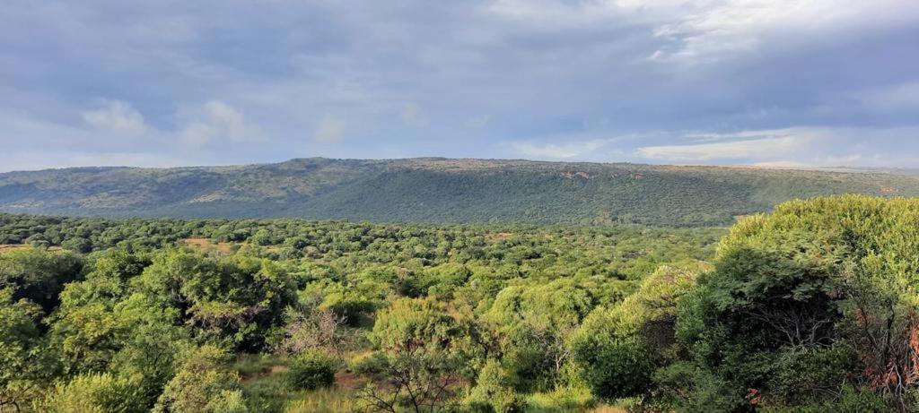 Tidimalo Lodge Рюстенбург Экстерьер фото